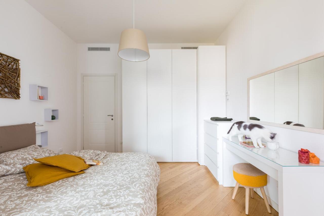 Porto Fluviale House Apartment Рим Екстериор снимка